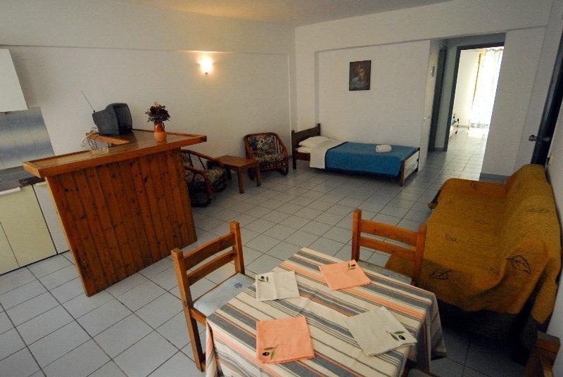 Acropolis Apartments Khersónisos Eksteriør bilde