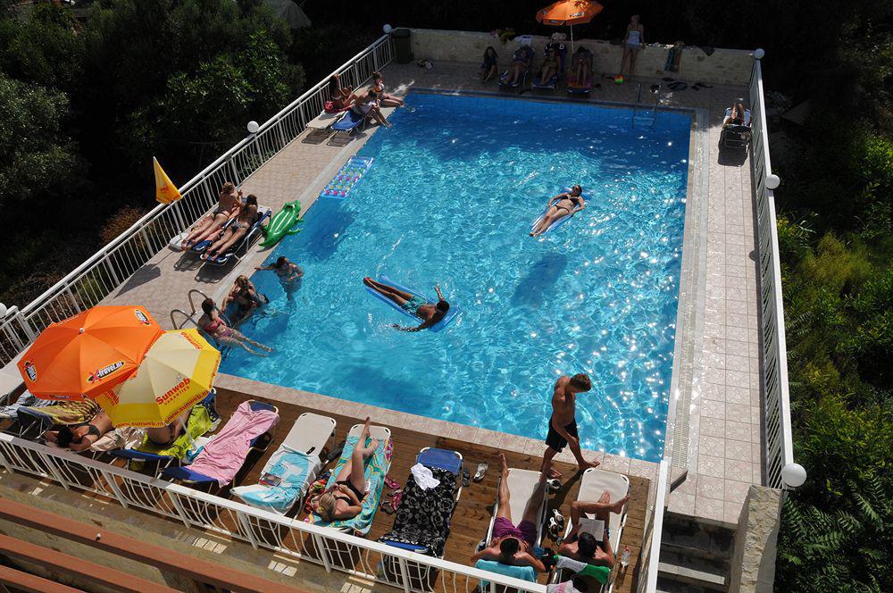 Acropolis Apartments Khersónisos Eksteriør bilde