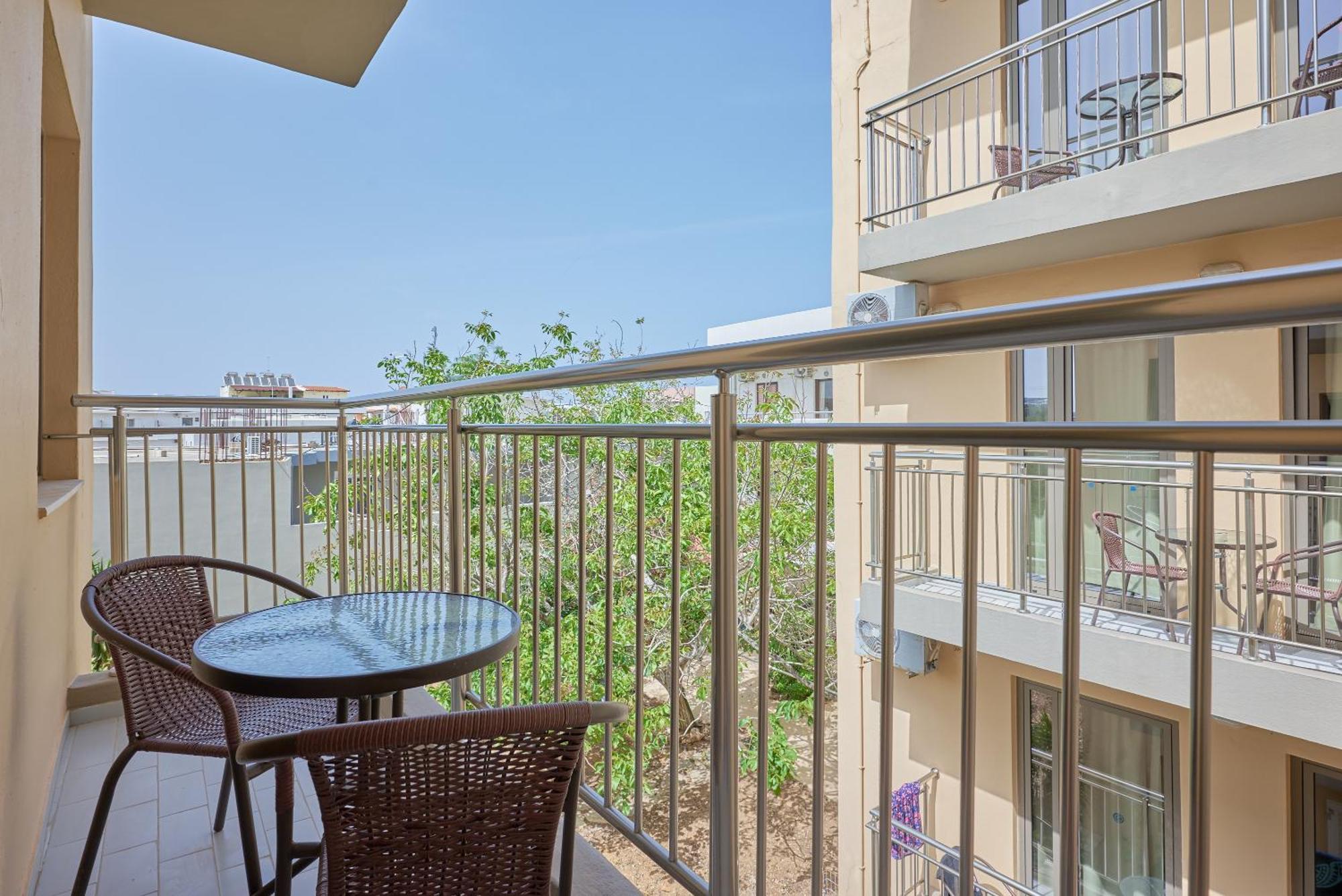 Acropolis Apartments Khersónisos Eksteriør bilde