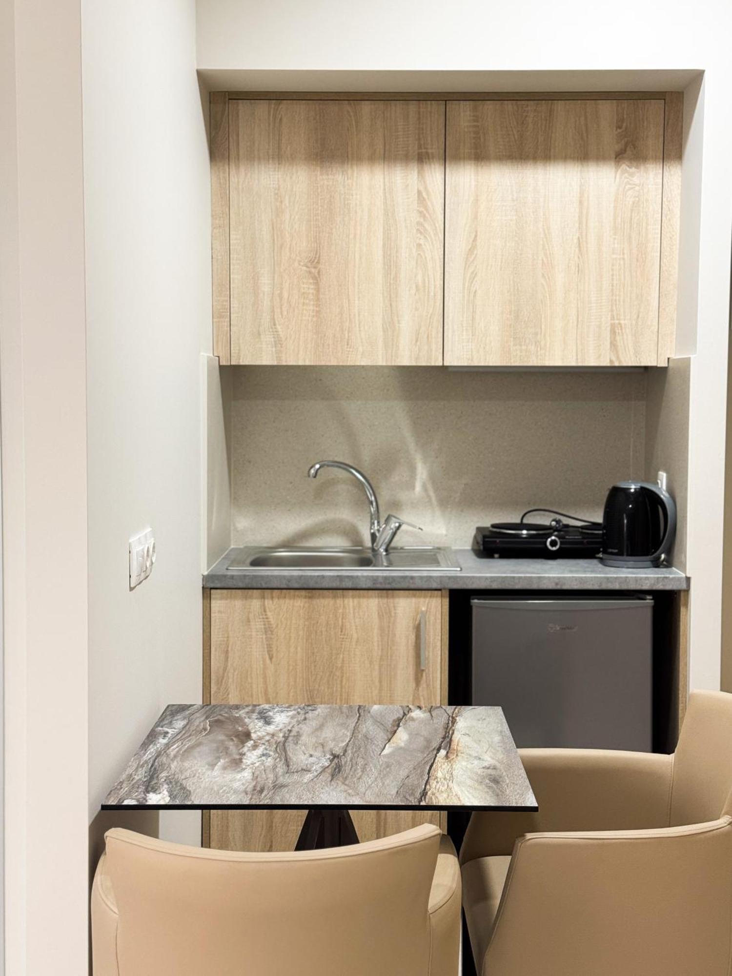 Acropolis Apartments Khersónisos Eksteriør bilde