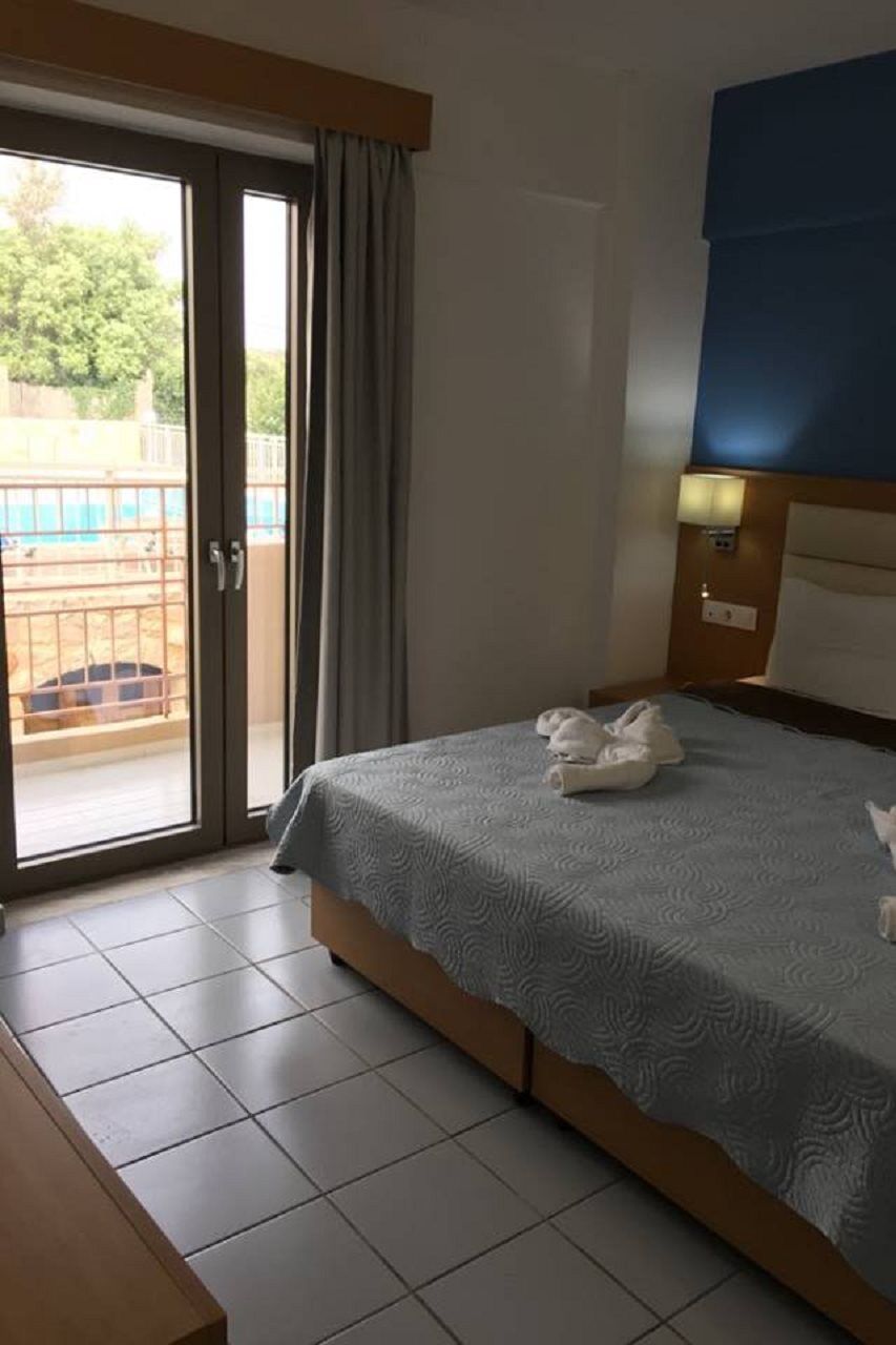 Acropolis Apartments Khersónisos Eksteriør bilde